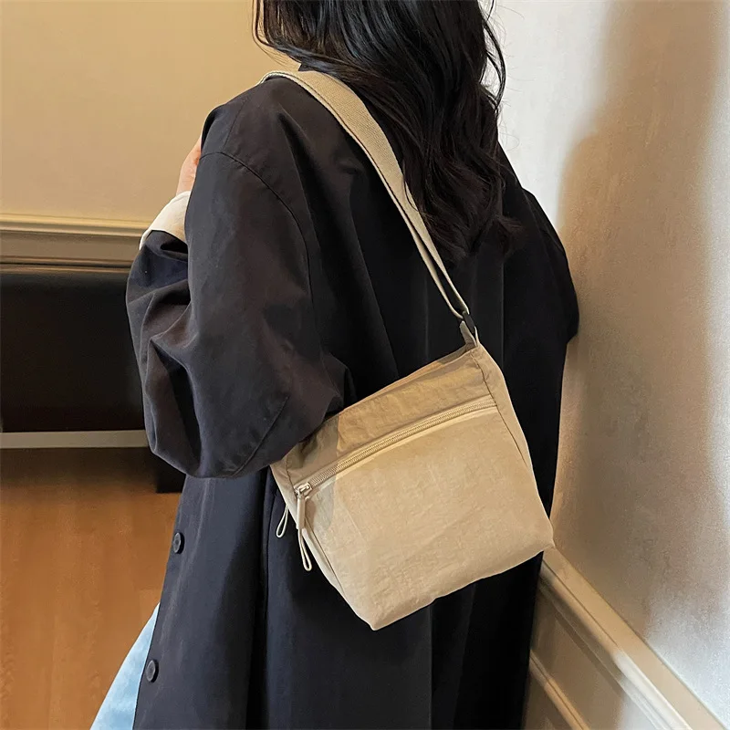 

Городская универсальная сумка через плечо, минималистичный квадратный кошелек на ремне для женщин, легкая повседневная сумка через плечо, сумка для мобильного телефона