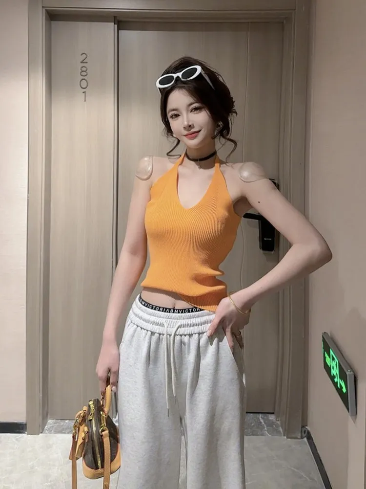 

Sexy Knitted Strap Vest Women's Slim Fit Svel Summer New Sle Pure Desire Sexy Age Reduction Top V-Ne ort Length