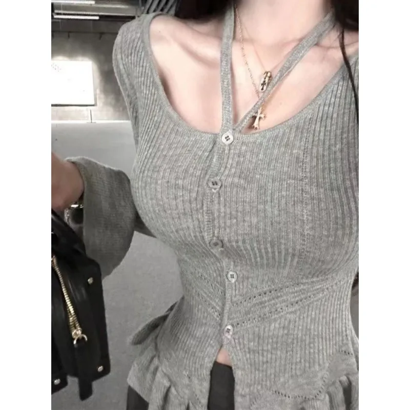 

Autumn New Grey Hanging Neck Long-sleeved Knitwear French Fashion Ruffled Design Sense T-shirt High Street Vintage Women's Tops