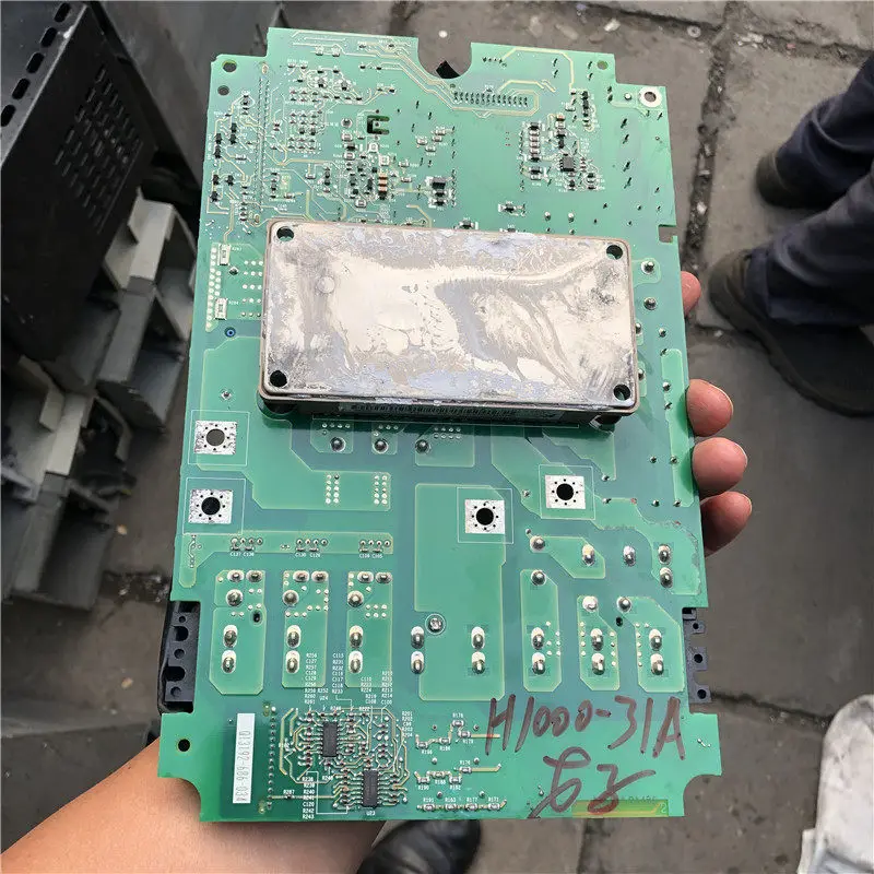Second-hand is of good qualityYaskawa Inverter A10000 and H1000 Series 11/15/18 KW Main Driver Board Power Board view 2