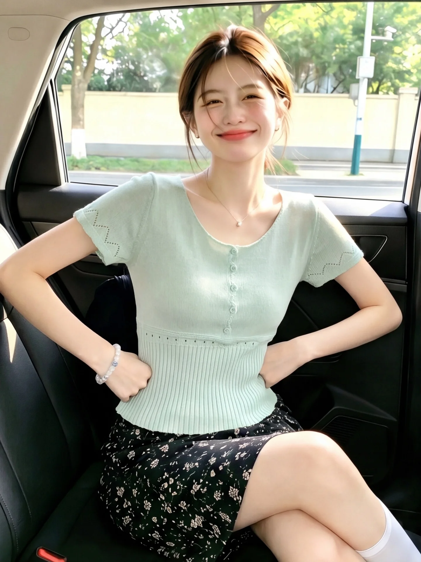 

Mint Green Slim Fit Knitted Top Women's Summer Ultra Beautiful Single Wear Short Sleeve Large U Neck Elegant Shirt