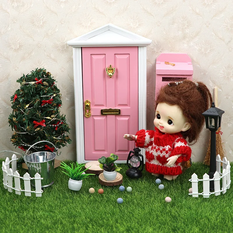 1:12 13 Piece Miniature Dollhouse Outdoor Scene Garden Ornament Model Mailbox Christmas Tree Fence Dustbin Doll House Accessorie