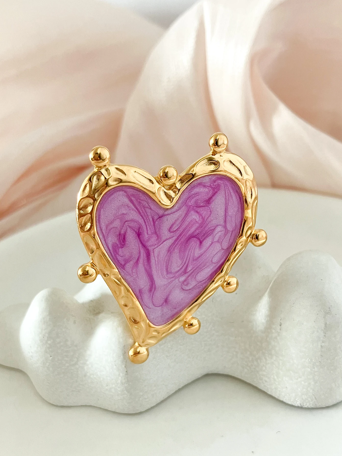 vintage vintage stainless steel magical purple heart opening ring suitable for women\'s Valentine\'s Day parties, gifts