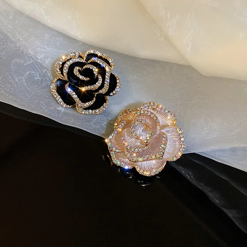 Camellia Brooch Fashion Luxury Rhinestone Imitation Pearl Pin For Women Fashion Clothes Corsage Jewelry Accessories Wholesale