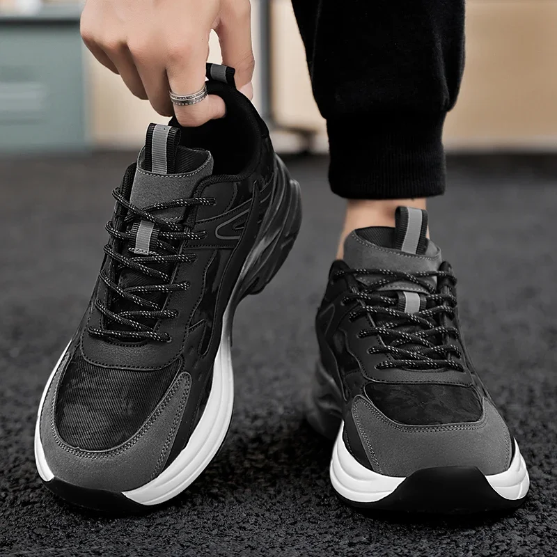 

Men's Running Shoes in Multi-color Fashionable Versatile Thick-soled Height-increasing Bouncy Cushioning Lace-up Sports Shoes