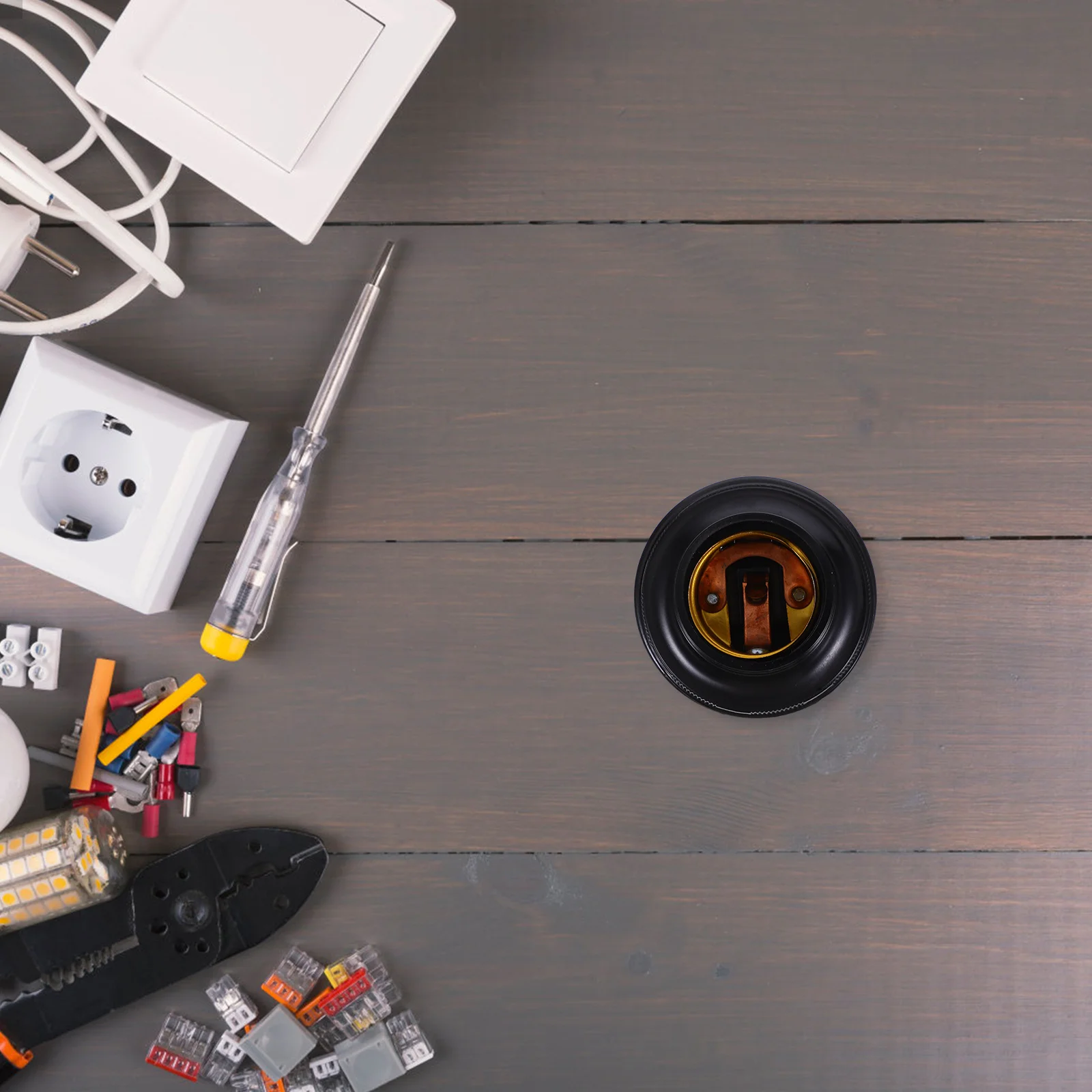 

5Pcs Screw in Lamp Base Holder Reliable Light Socket Replacement for Indoor Lamp Fixtures and Repair Light Sockets