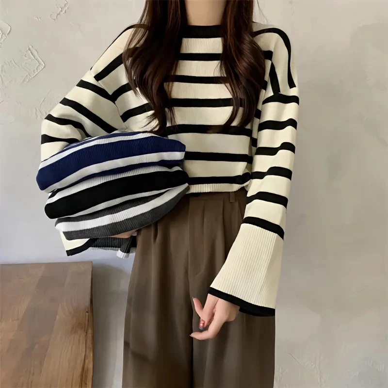 Vintage Women Korean Striped Jumpers Autumn Long Sleeve Casual Slit Sweater Lady Simple Loose O Neck Retro Knitted Tops