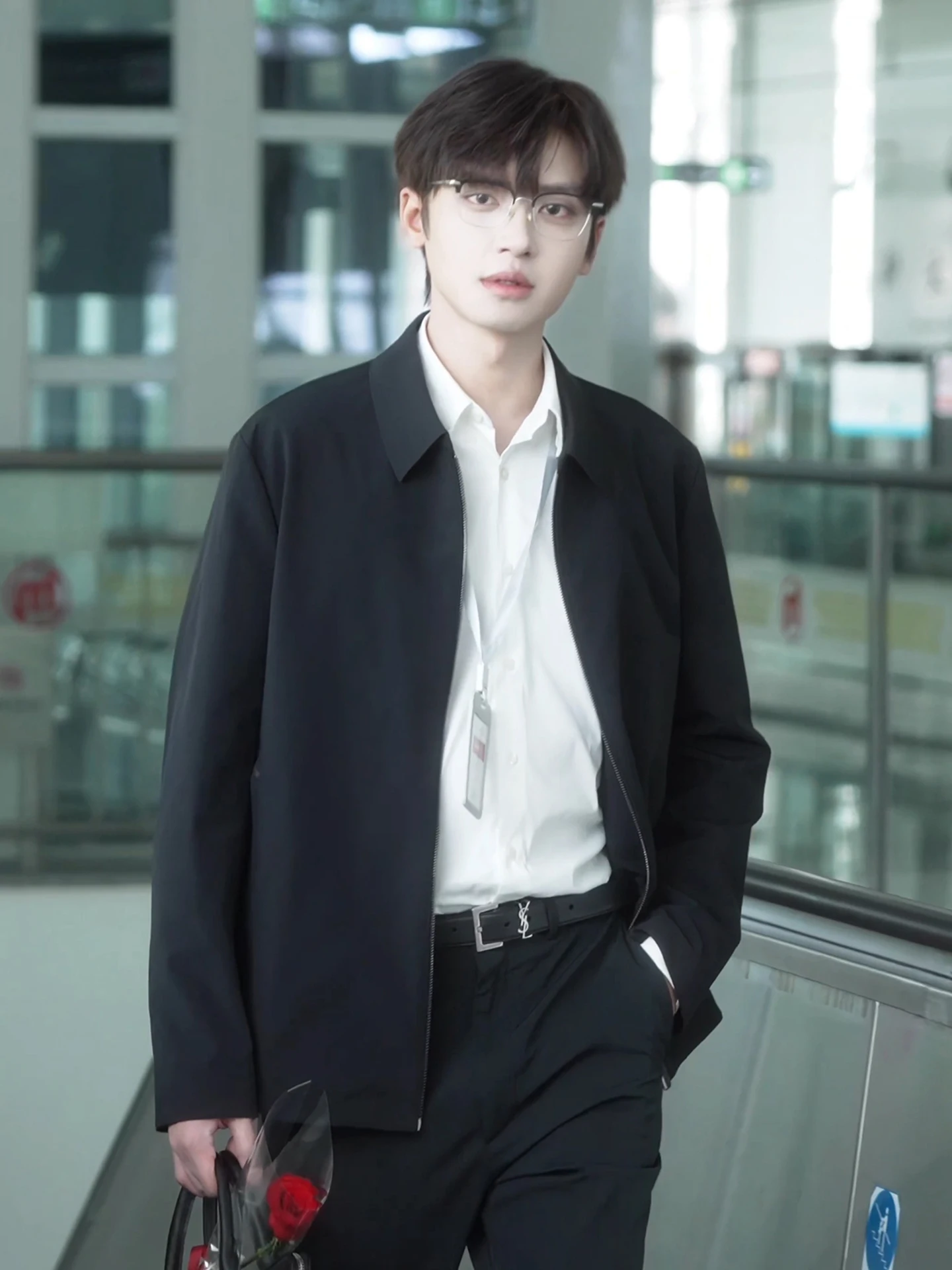 

Bla Thin Adstrative Sle Men's Summer Suit Jaet Cleanfit Casual Faionable Young Adult Commuting Top Polyester Fiber