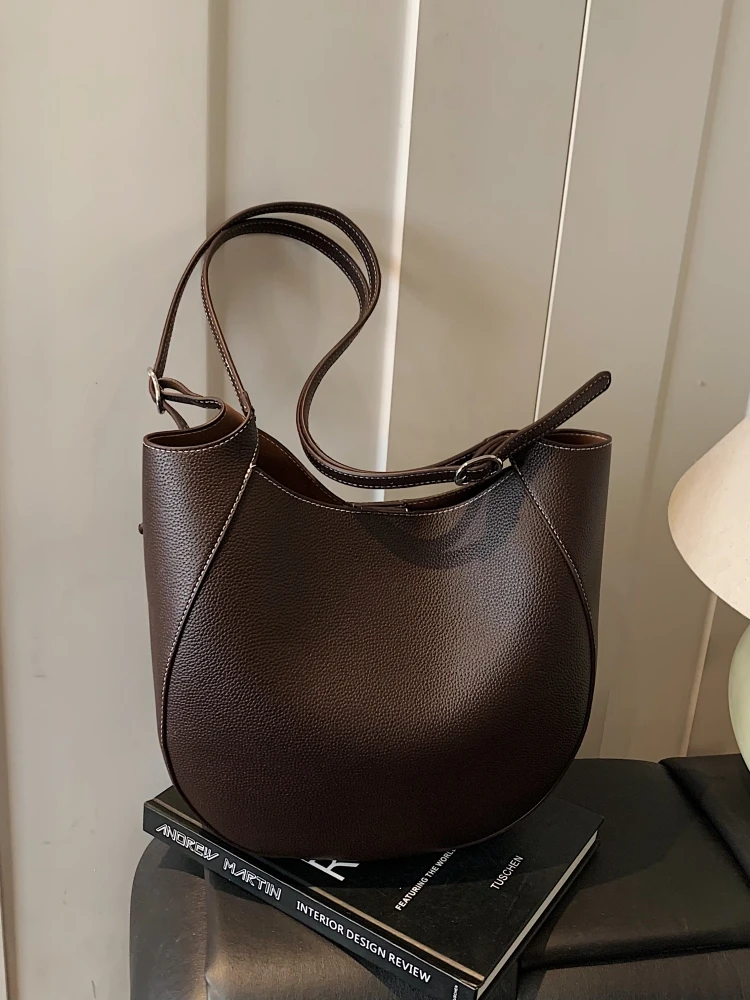 

Vintage Feel Autumn Winter Buet Handbag Women's 2025 New Sle Ultra ular Commuter Versatile Single oulder Underarm Bag