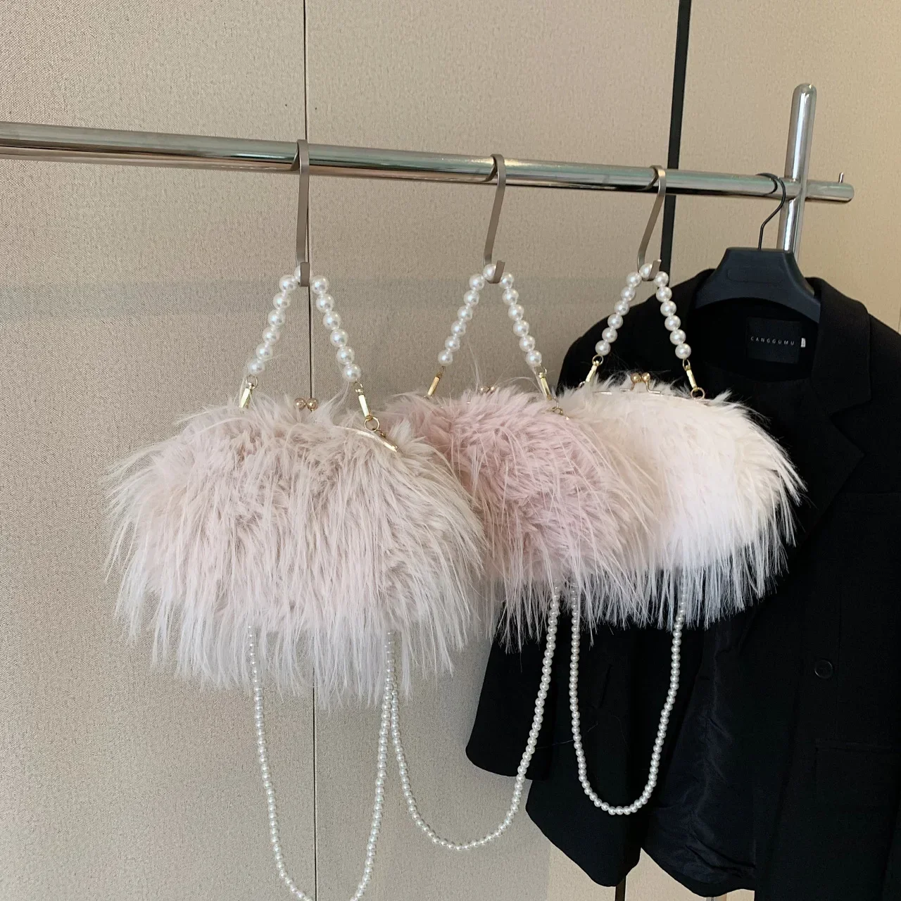 Sac en peluche de grande capacité pour femmes, sac à bandoulière Pearl JOCrossbody, sac en peluche d'hiver populaire de niche, sacs E27, nouveau