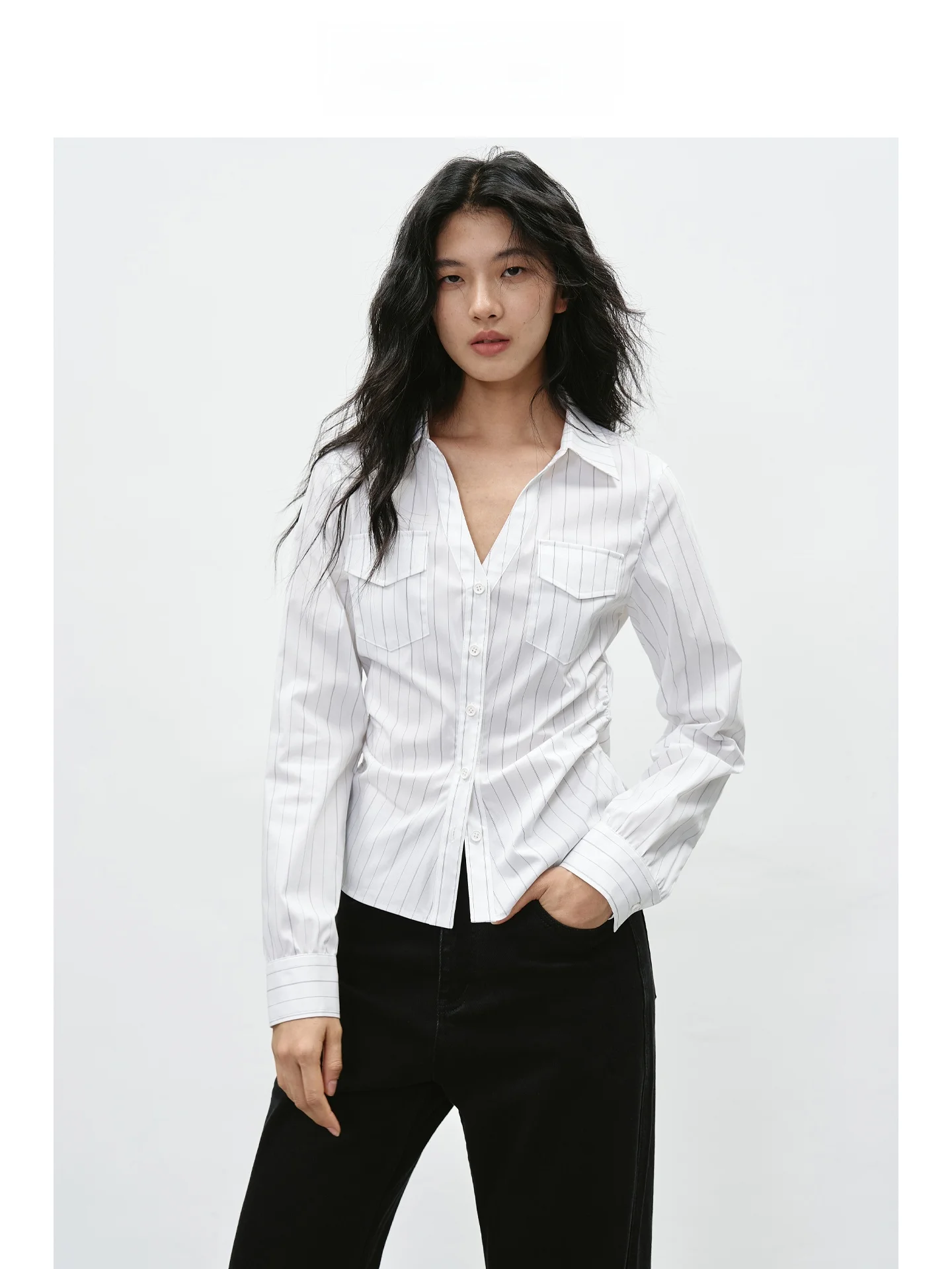 

EIGHTHMONTH August 748 Cotton Blend Striped Shirt Nylon Lycra Slim Waist V-neck Top Casual Style Long Sleeve Casual Wind