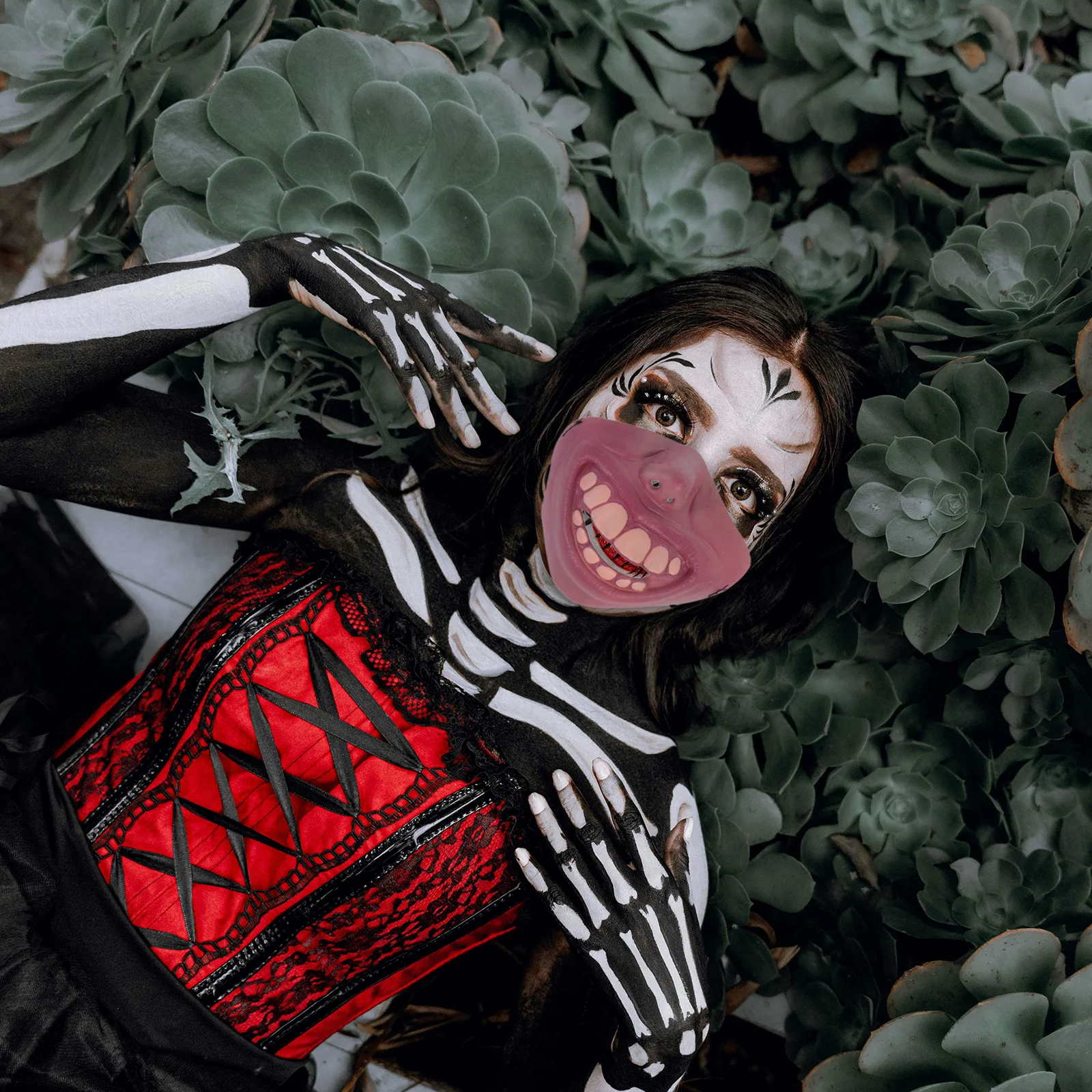 

2Pcs Vampire Half Face Mask Halloween Funny Latex Costume Mask for Party Cosplay Festival Dress-Up Costume Halloween