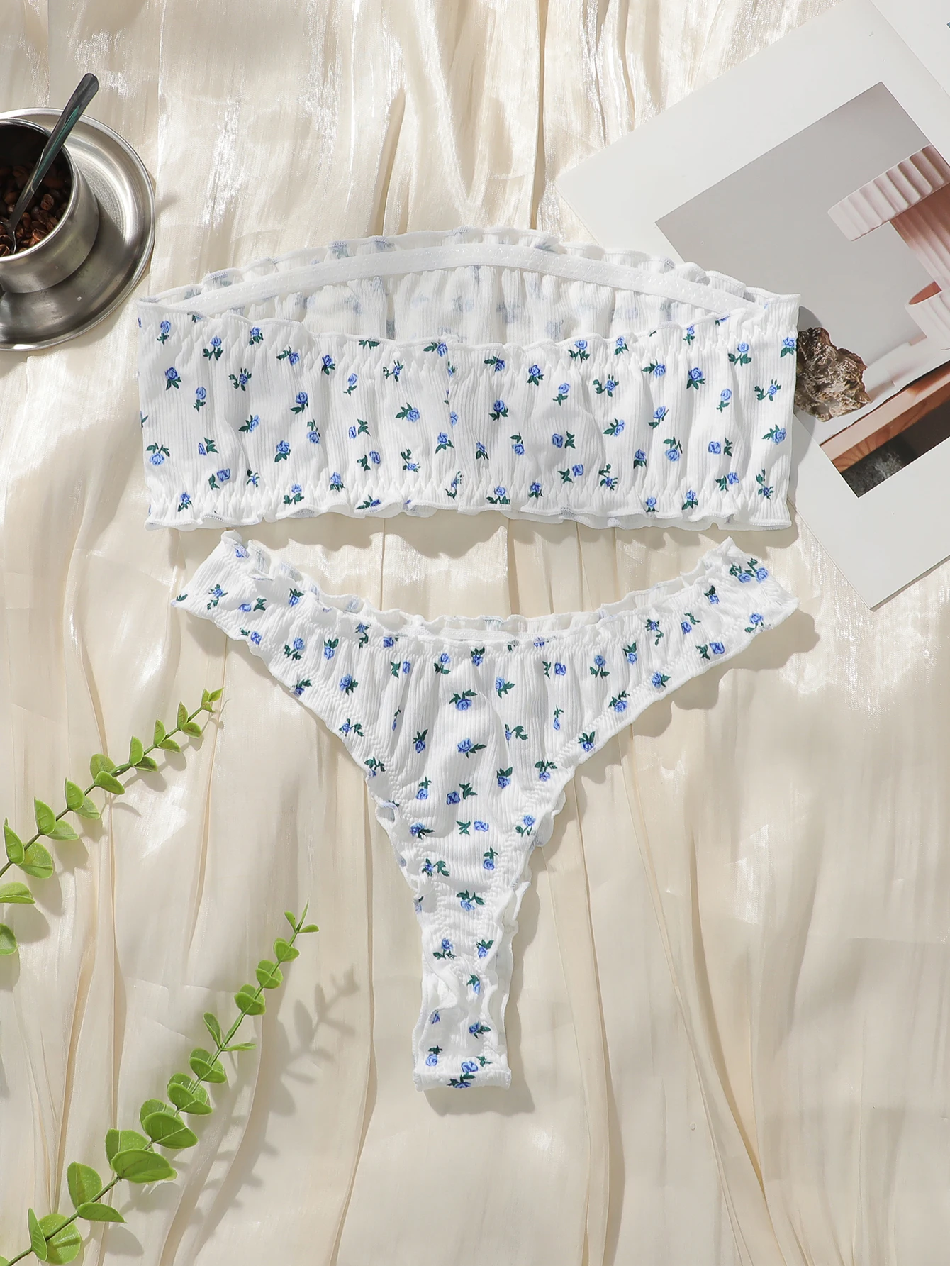 Thumbnail 2 - #38 Latest Strapless Bras Offers