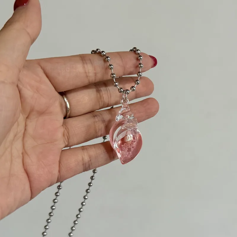 Korean Fashion Jelly Shell Resin Pendant Necklace for Women Cute Unusual Y2K Metal Beaded Neck Chain Sweet Cool Style