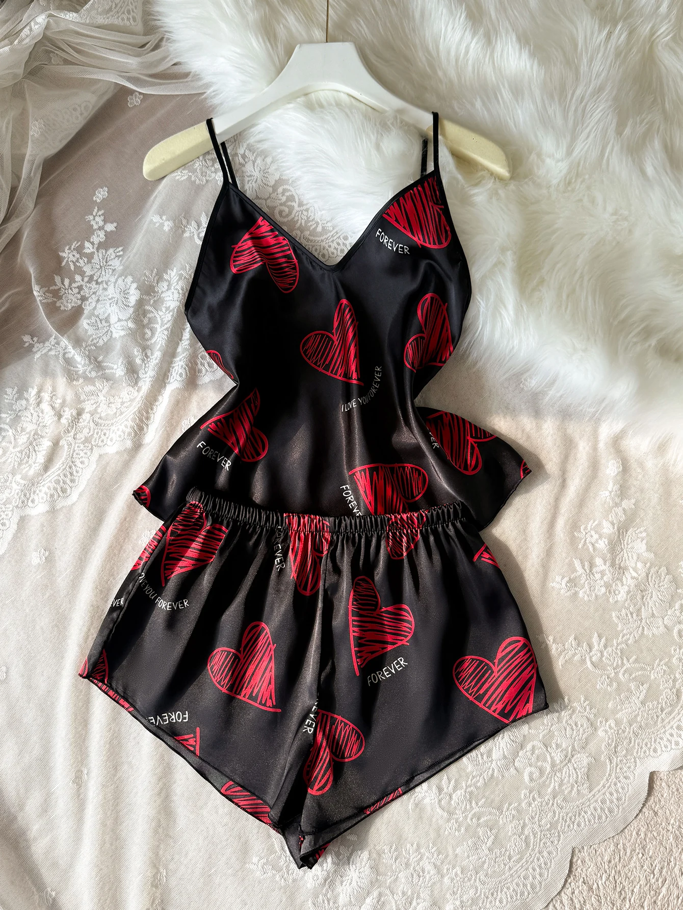 Women Heart Letter Print 2 Piece Pajama Set V Neck Spaghetti Strap Cami Top Elastic Waist Shorts Sweet Fashion Ladies Sleepwear view 6