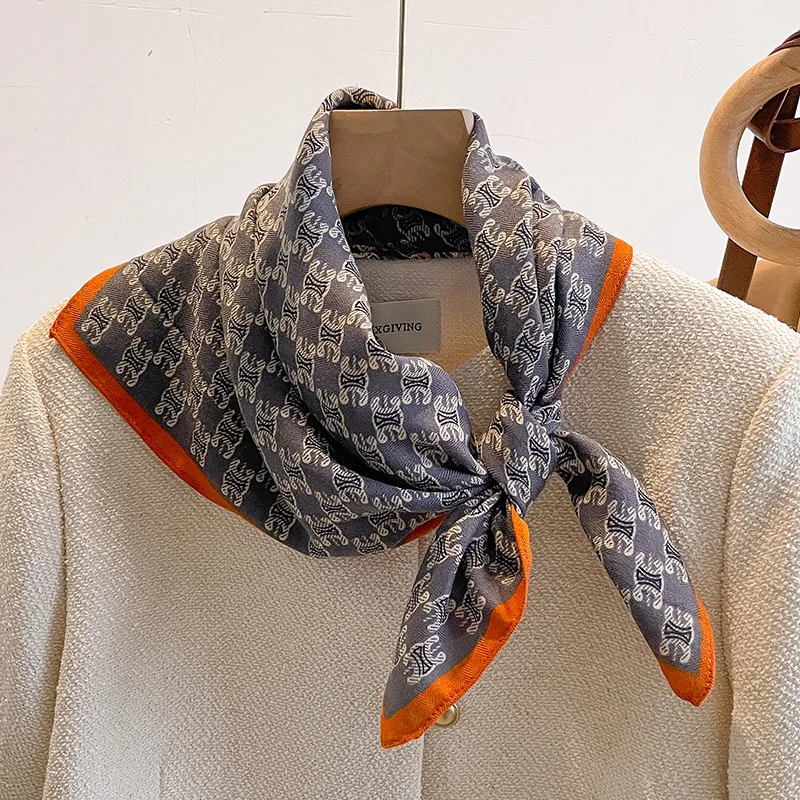 Oranje Paisley Hoofddoek 70x70cm Katoen Linnen Vierkante Sjaal voor Vrouwen Lichtgewicht Haar Bandana Shirt Match