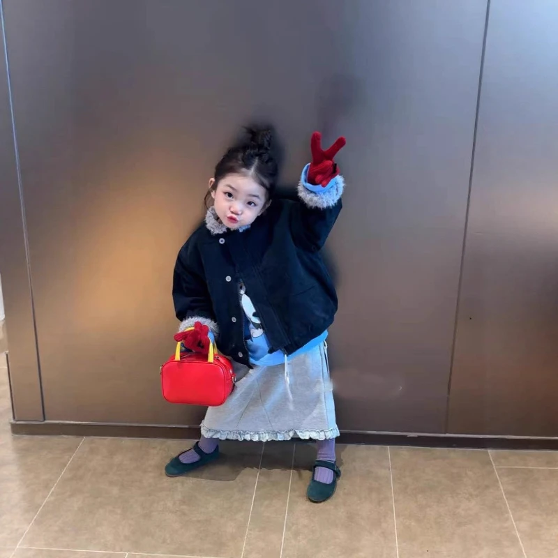 

2025 Autumn/winter Vintage Fur Stand up Collar Single Breasted Thick Cotton Warm Jacket for Girls