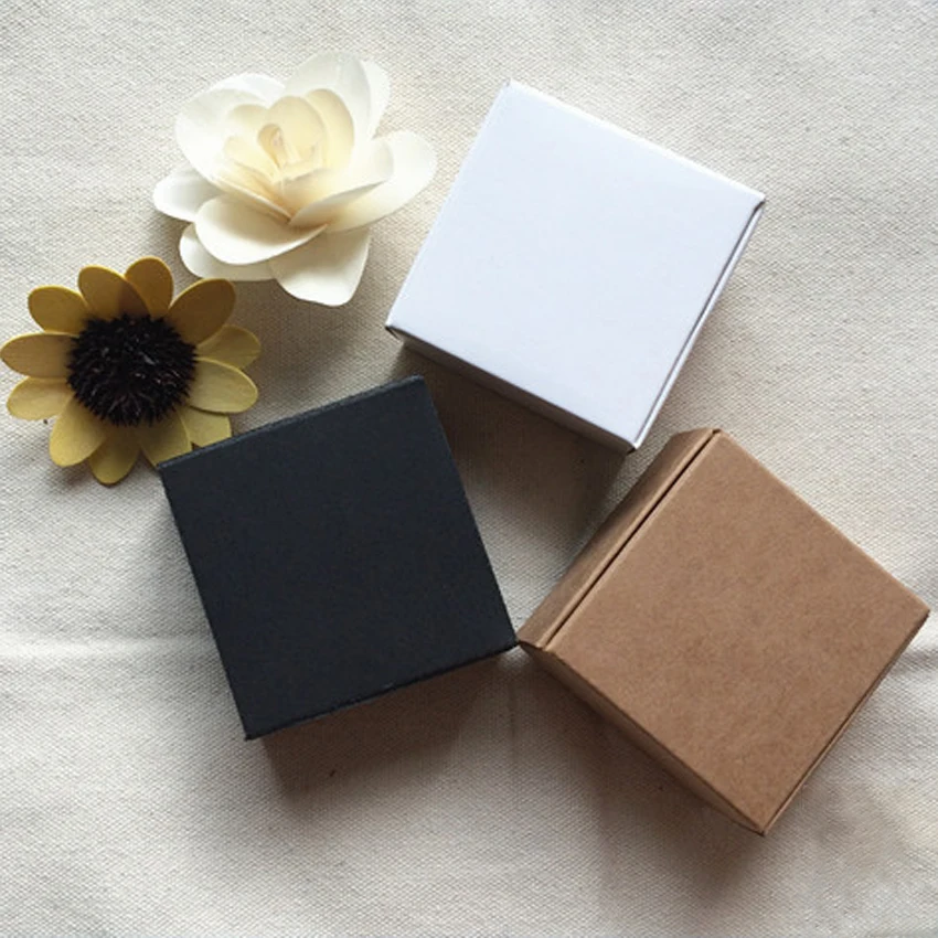 50pcs/lot DIY 3.7 x ~ 9cm Kraft Paper White Black Handmade Soap Cardpaper Packing Boxes Wedding Favor Christmas Party