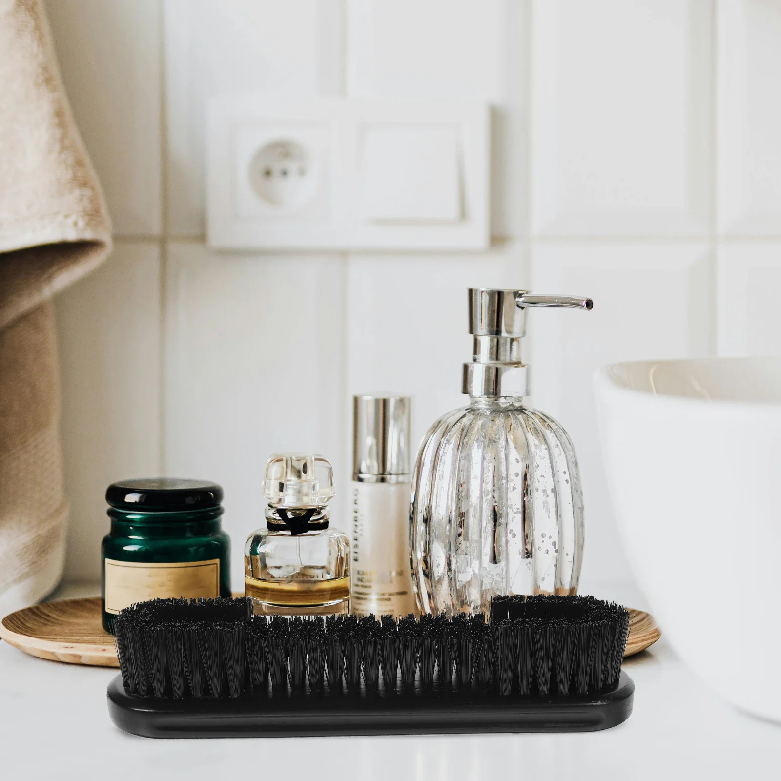 

Billiard Table Cleaning Brush Gentle Bristles Non Scratch Surface Pool Table Wiper Ideal for Home Club Use Billiards Accessories