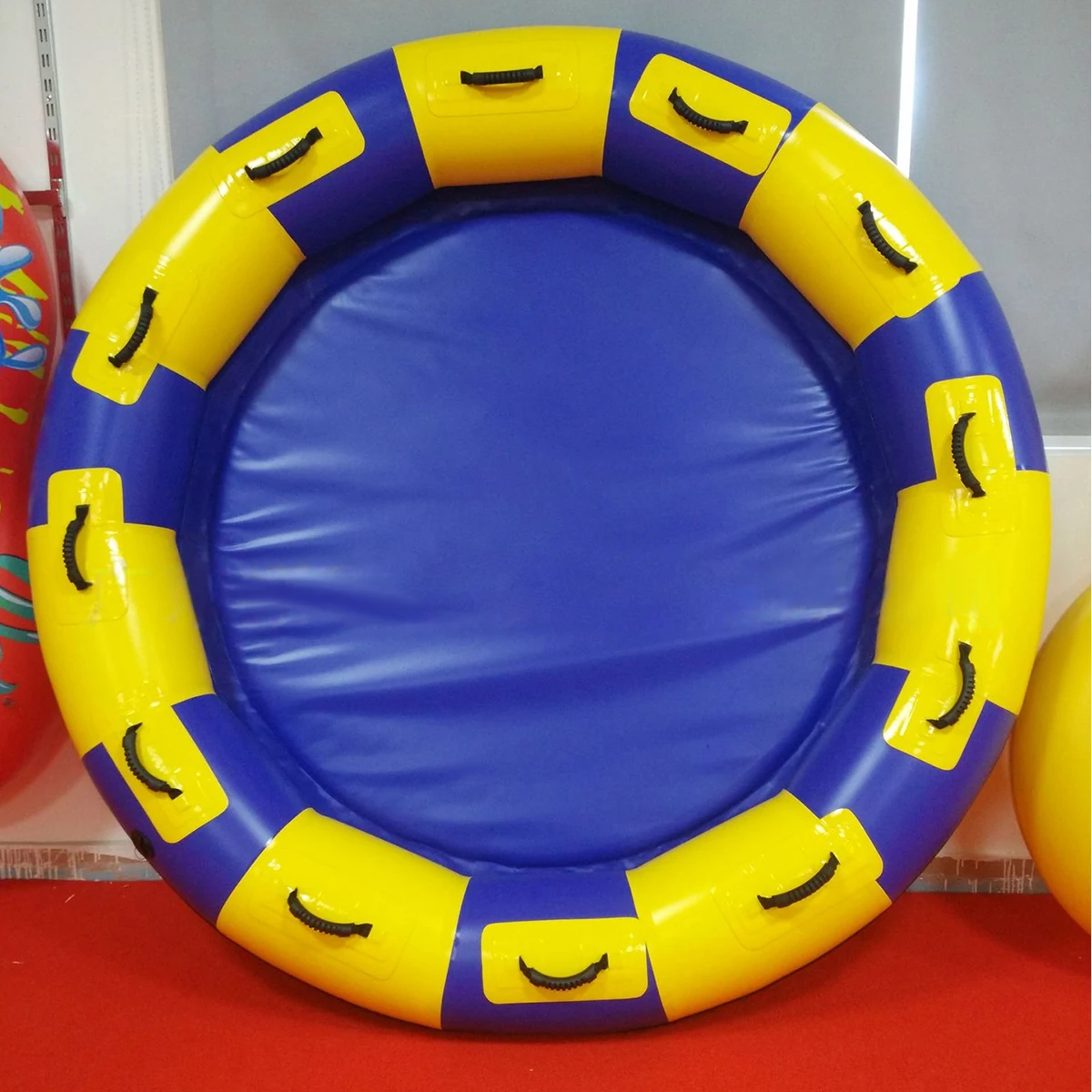 

2026New Arrival Custom 6 Persons Lazy River Round Water Park Ski Tube Rafting for Water Parkpromote sales