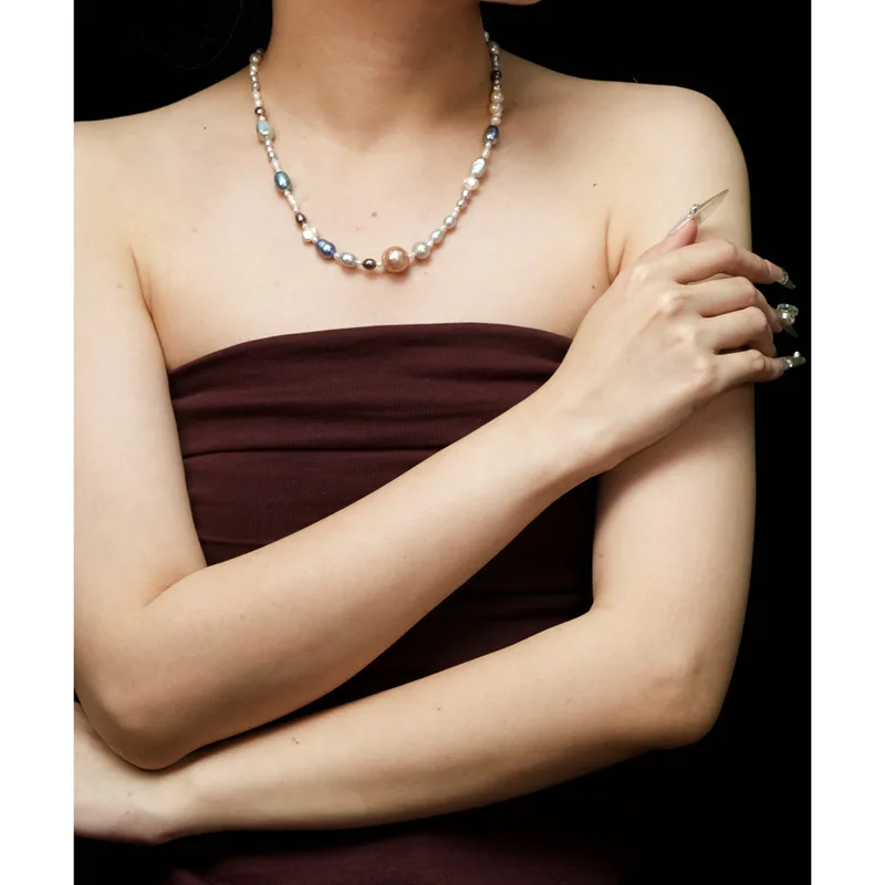 Autumn and Winter Mixed Color Natural Baroque Pearl Splicing Necklace Clavicle Chain Sweater Light Luxury Niche Design Sense