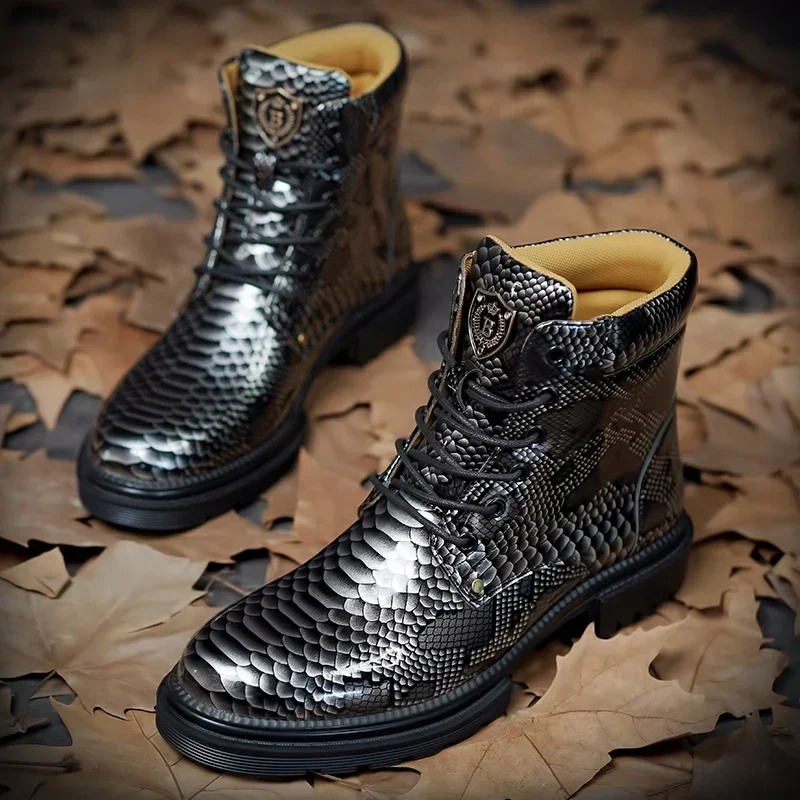 Botas cortas de cuero para hombre, zapatos de vestir con punta redonda, con patrón de serpiente, de diseñador