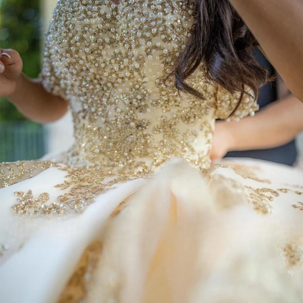 Delicate Baljurk Quinceanera Jurken Voor Vrouwen Off-Shoulder Liefje Hals Bruidsjurken Slim Fit Mouwloze Kralen Jurken