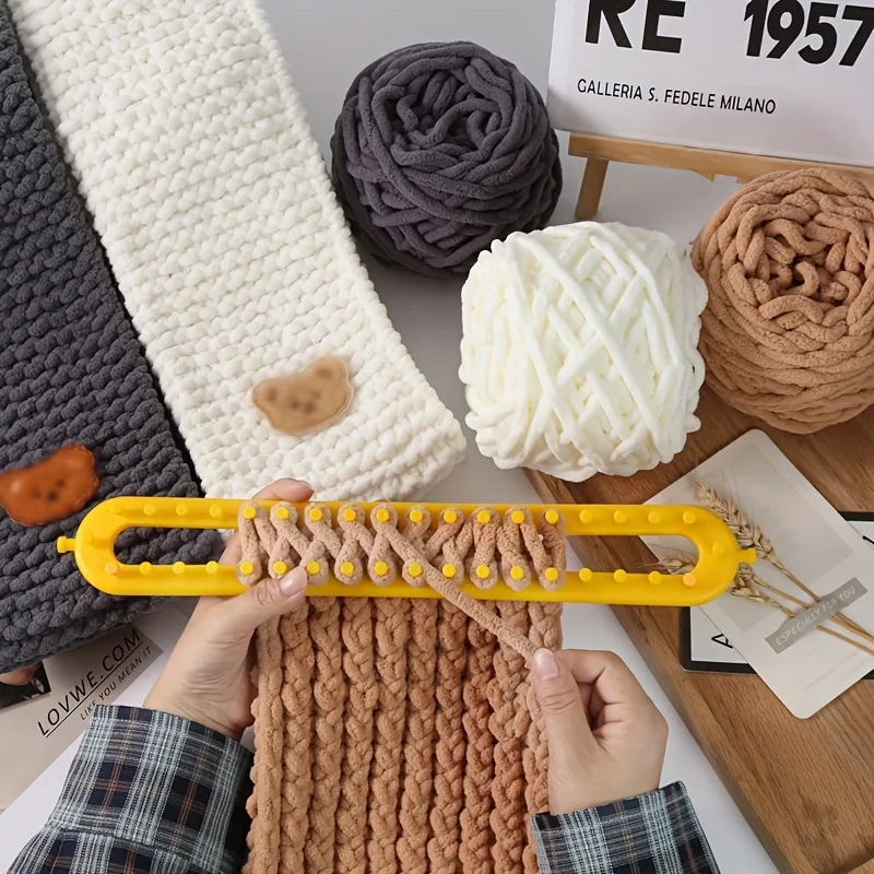 Scarf Knitting Tool, Includes 1 Knitting Device, 1 Brooch Handle, and 1 Plastic Needle, DIY Handmade Knitting Tool, Suitable for Beginners and Experienced Knitters, Knitting Tool for Lazy People to Knit Scarves, Sweaters, and Towels