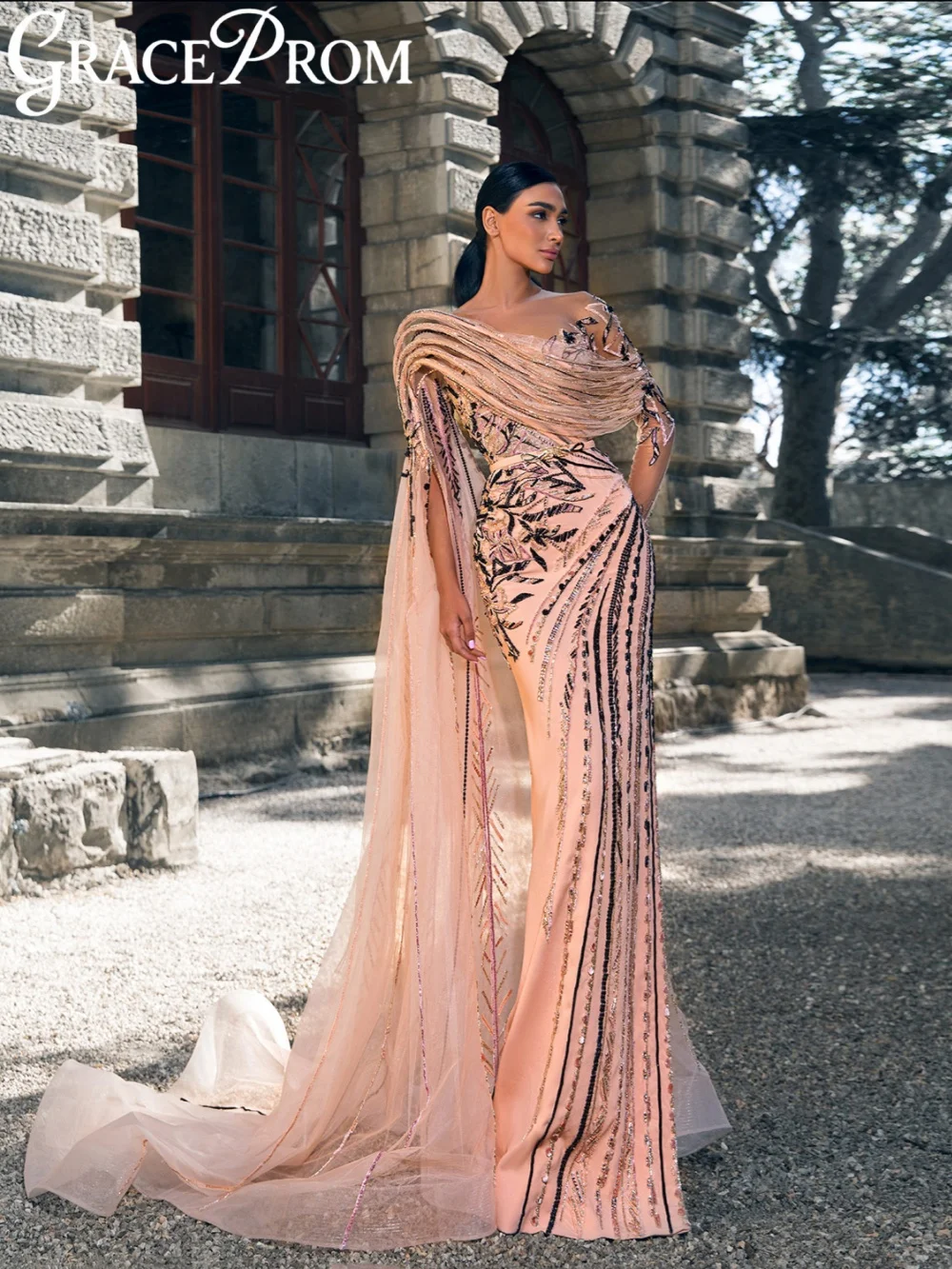 

Attractive Luxury Beaded Evening Dress With Cape Sleeve Sparkling Sheath Long Formal Party Gown Customized Stylish Banquet Gowns