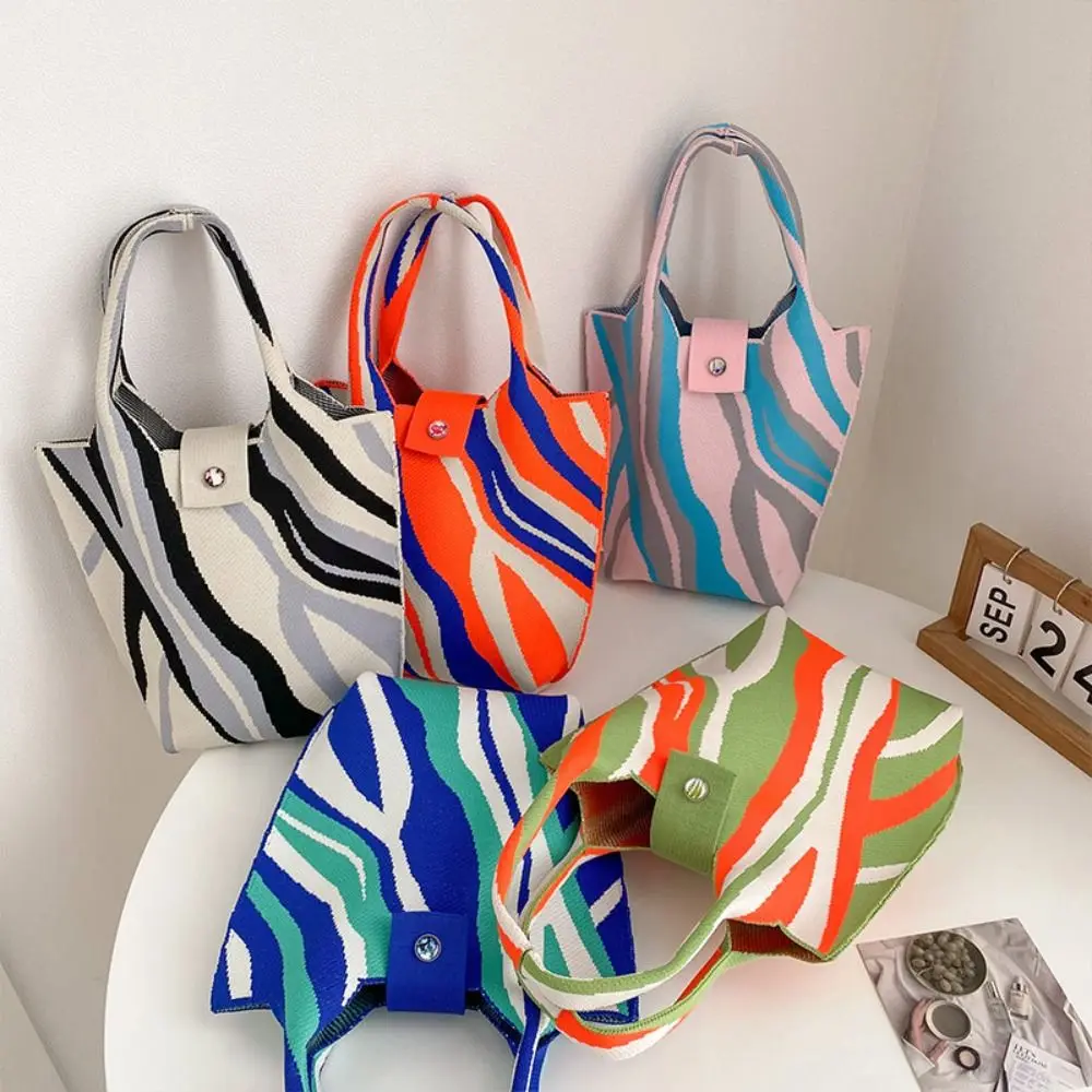 Niche Design Women Girls Shoulder Bag Knit Handbag Tote Bag Handmade Knot Wrist Bag image 3