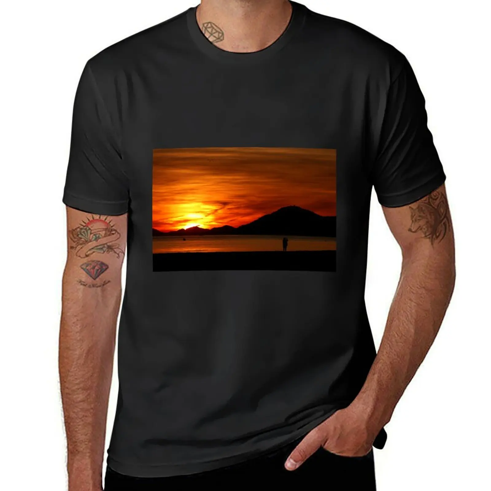 Benidorm Sunset Costa Blanca Spain T-Shirt sweat heavyweights oversized men t shirts