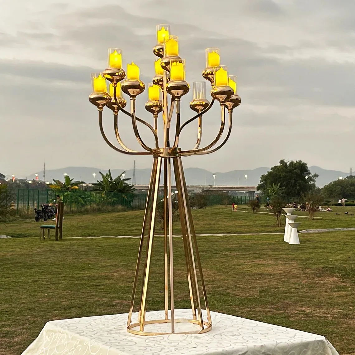 

Large Wedding Decoration Supplies Candlestick 12 Heads Candelabra Centerpieces Tall Candle Holder Gold Wedding Stage 2024