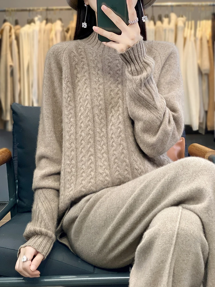 

Autumn and Winter 2023 New Round Neck Loose Edition Small Fried Dough Twists Classic Versatile Outwear Women's Knitted Sweater