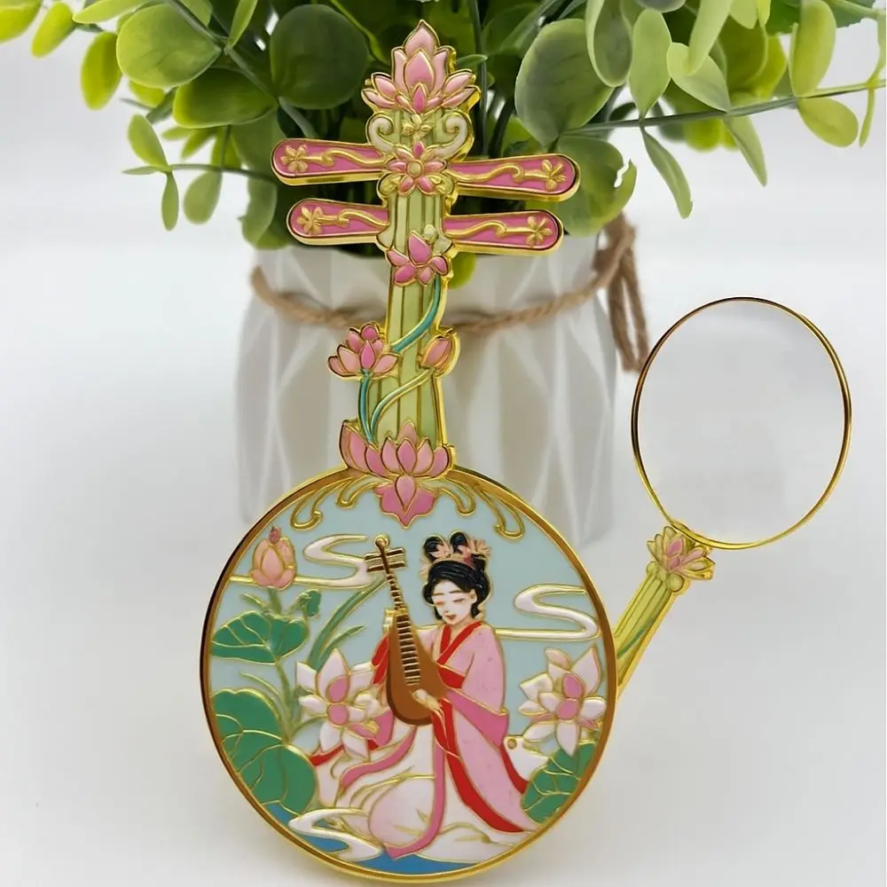 Exquisite Portable Handheld Makeup Mirror Metal Round Ancient Style Mirror With Handle Travel Makeup Mirror Travel