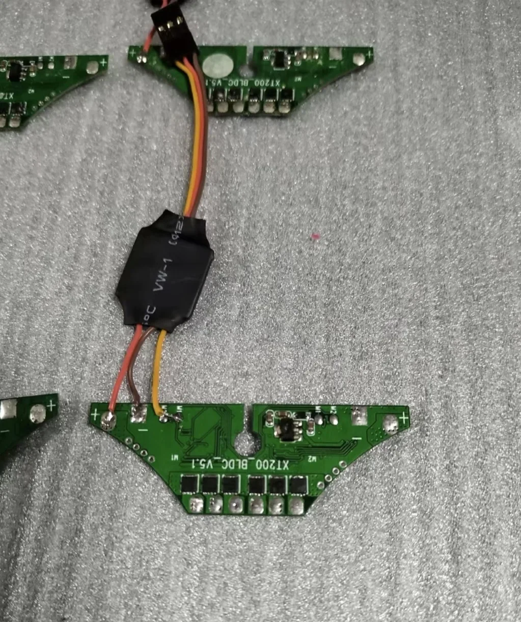 Dual Brushless Motor ESC 15A 2-4S, Hand Launch Glider 2-in-1 Electronic Speed Control with Built-in 5V 2.5A UBEC for RC Airplane