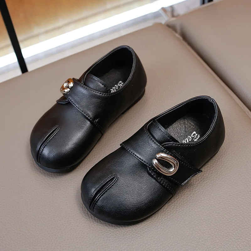 Campus Style Children's Leather Shoes for Girls Autumn New Girls Retro Black Slip-on Loafers Soft Performance Shoes for Children