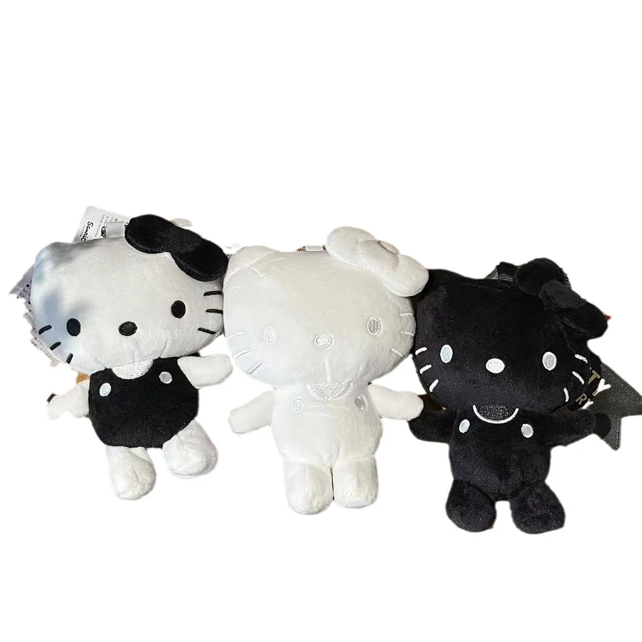 Sanrio Olá Kitty Boneca de pelúcia bonito dos desenhos animados, Chaveiro preto e branco, Brinquedo fofo kawaii, Pingente de mochila, Presentes de Periferia Adorável