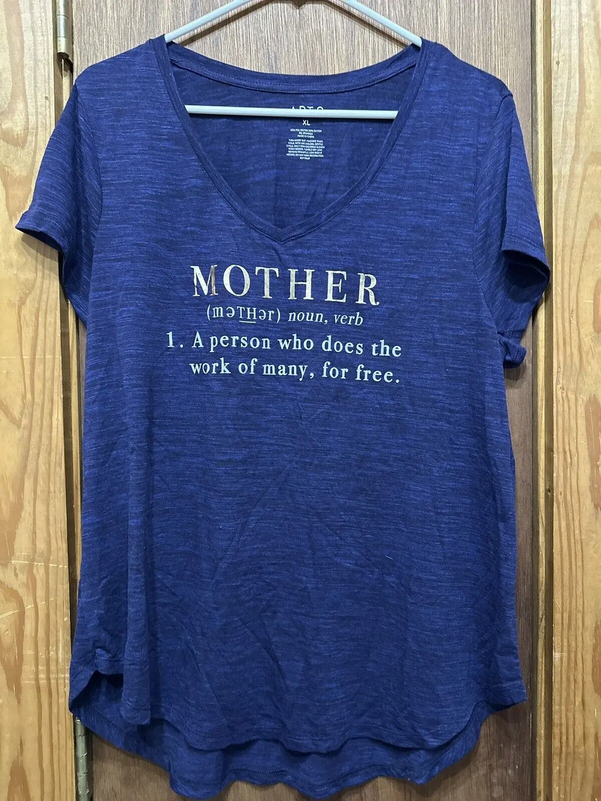 Mother T Shirt XL A Person who Does The Work Of Many For Free Blue Apt 9 Womens