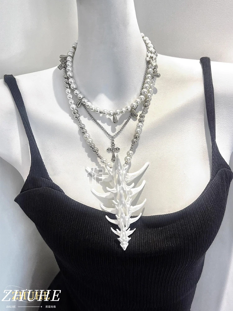 

ZHUHE The Multi-layer Pearl Cross Necklace Of Skeleton Heavy Lndustry Subculture Is For Women