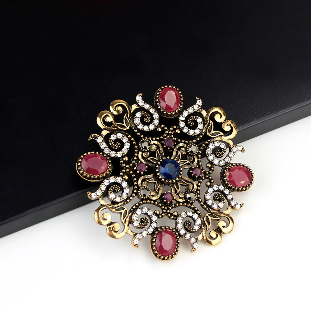 Sunspicems Vintage Turkish Brooch Pin for Women Antique Gold Color Rhinestone Flower Bride Jewelry Bohemia Festival Gifts