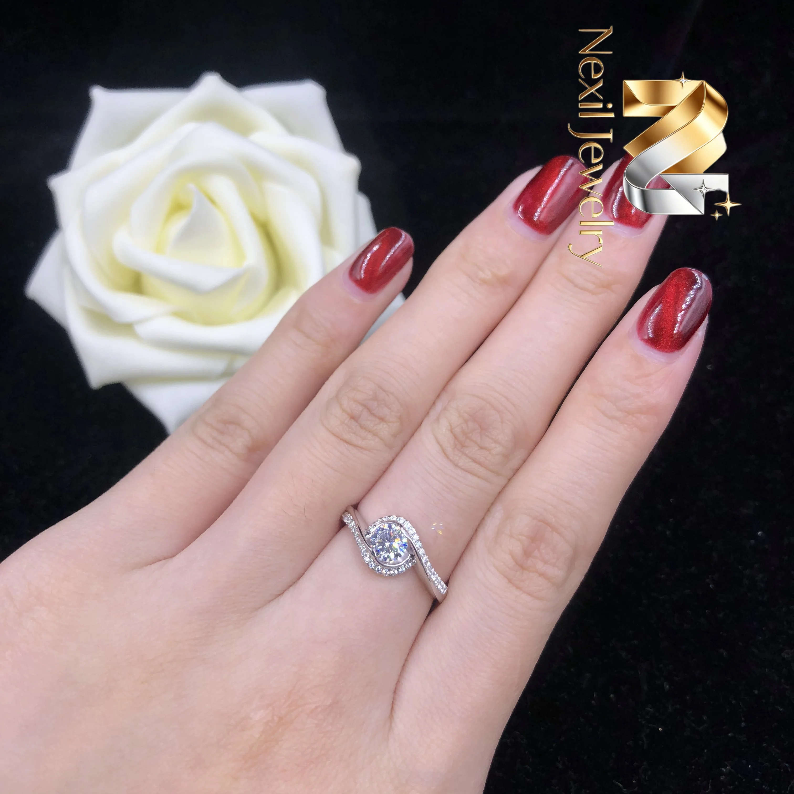 

Nexil Jewelry Genuine 0.5Ct 5.0mm D Color VVS1 Moissanite Engagement Ring AU585 14K White Gold Ring Anniversary Diamond Jewelr