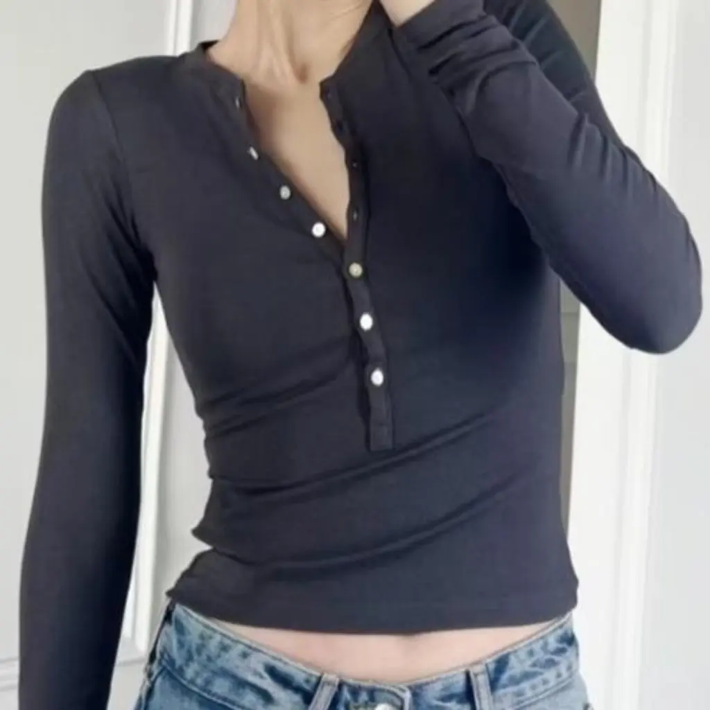 

Women's Slim Fit Long Sleeve Sweater Henry Collar Wool Shell Buckle High Elastic Thin Sweater for Hot Girls 3234