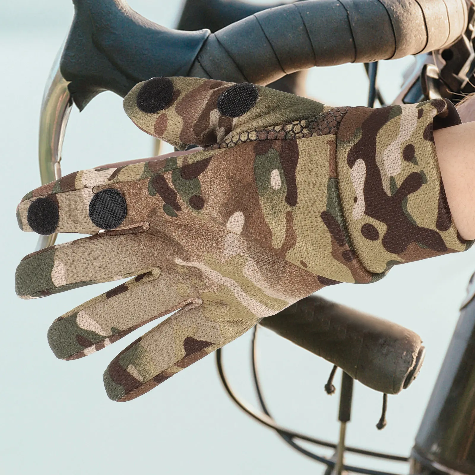 Winter Glove Insulated - メンズ用バイク用冬用手袋1組。指先まで覆うタイプで、タッチスクリーン対応、保温性、防寒性に優れ、通気性も抜群。アウトドアでのライディング、スキー、スノーモービルに最適。
