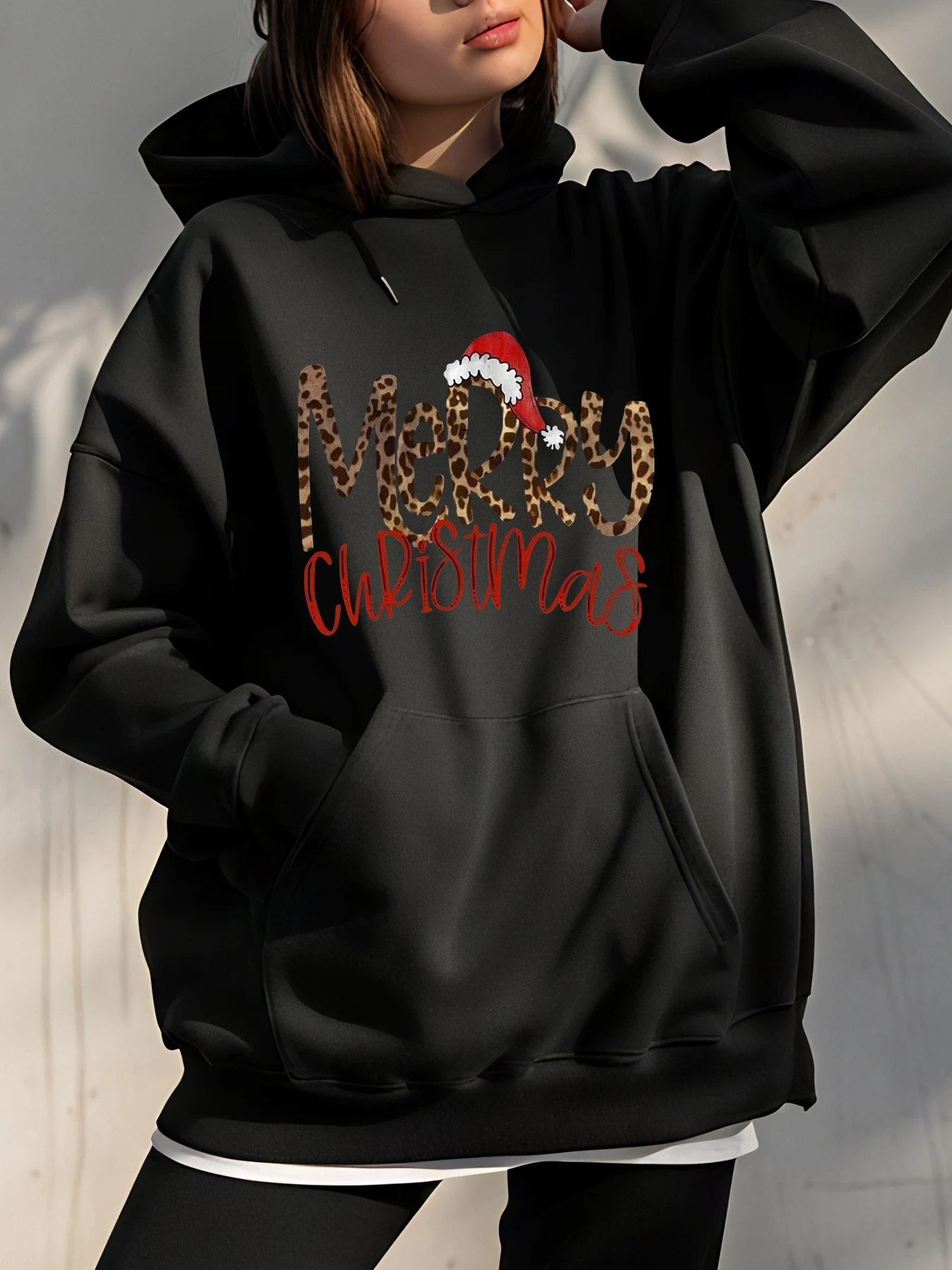 Felpa con cappuccio natalizia con stampa leopardata e dettaglio cappello da Babbo Natale Donna all'aperto Stile moda invernale