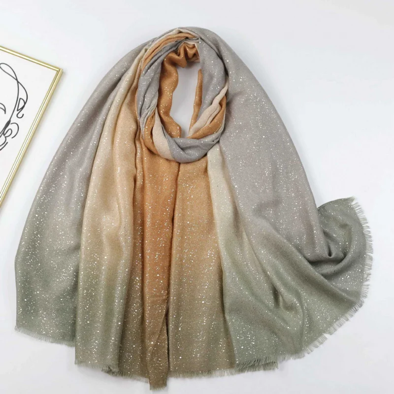 

Золотая тиснение, смоляная глина, точка 32, атласная ткань, заводская распродажа, длинный шарф с принтом, защита для путешествий и отпуска