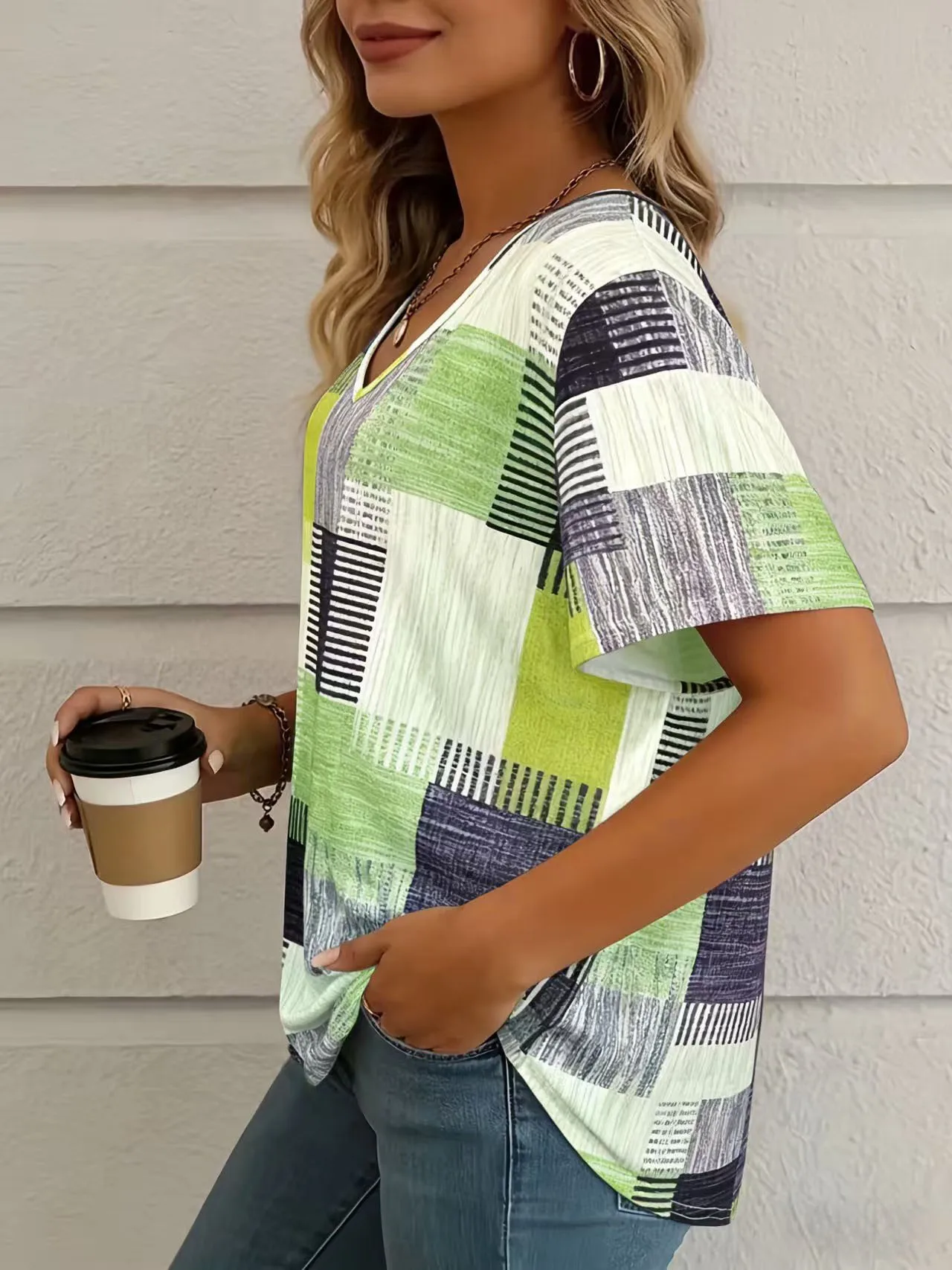 Kolorowa koszulka z nadrukiem w dużych rozmiarach, wiosenno-letnia, codzienna bluzka z krótkim rękawem i dekoltem w serek, odzież damska