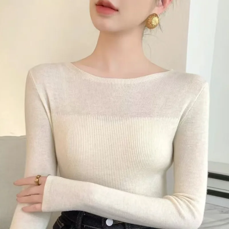 

2025 New Design Style Slim Round Neck Soft Glutinous Knitted Base Women's Simple Long-sleeved Top
