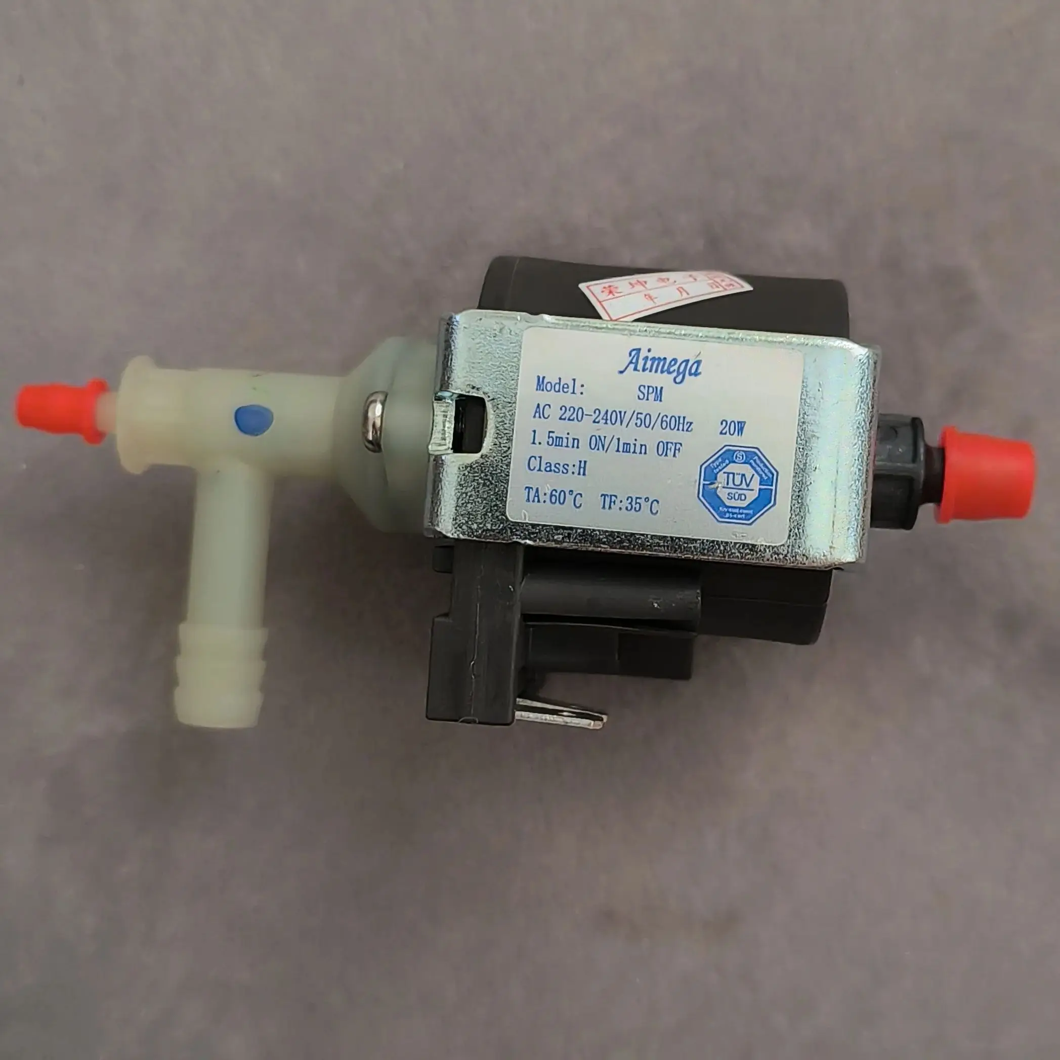 

Водяной насос для отпаривателя одежды 220-240 В/50 Гц 20 Вт