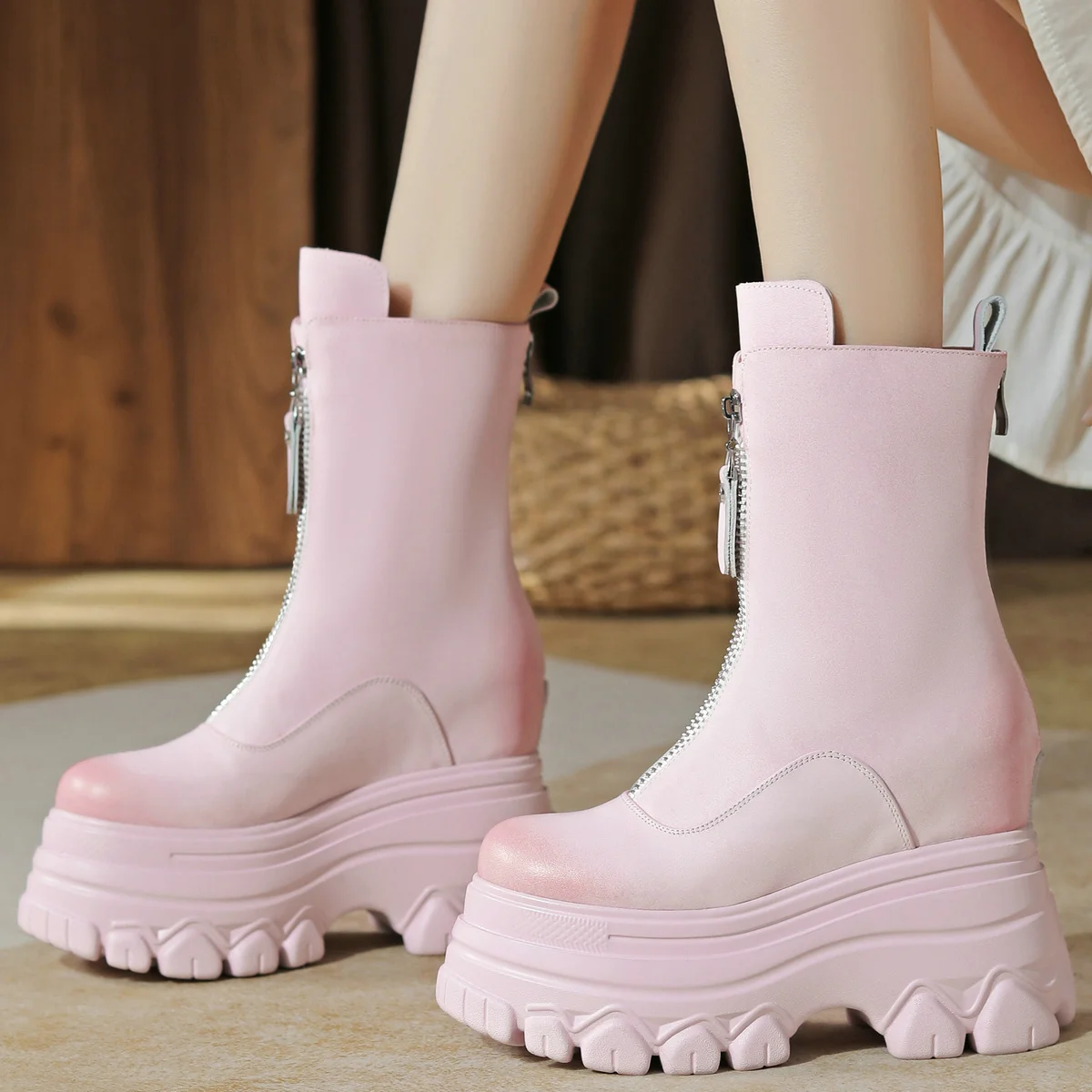 

High Top Pumps Shoes Women Genuine Leather Wedges High Heel Snow Boots Female Winter Round Toe Fashion Sneakers Casual Shoes