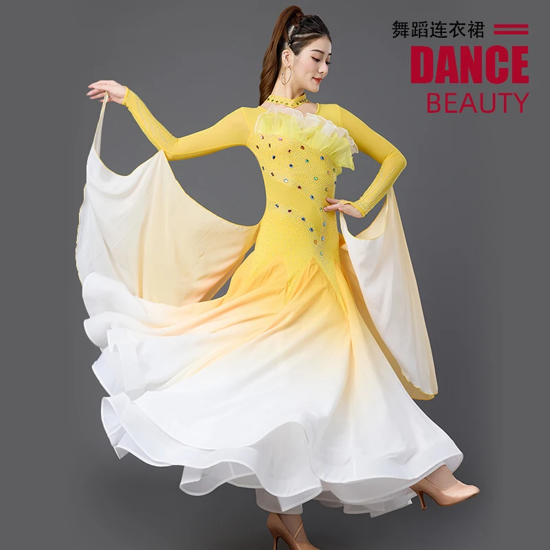 فستان الرقص الحديث المرأة الجديدة قاعة الرقص الفالس قاعة الرقص ساحة الرقص فستان محكم من عند الصدر ويتدلى بشكل واسع فستان الأداء 9085